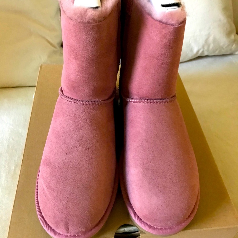 UGG Bailey Bow Boot